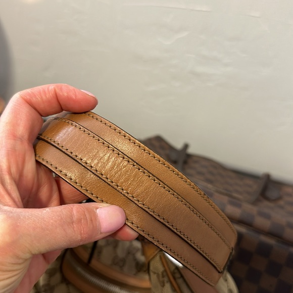 Gucci Signature Hobo with gold G hardware. - Picture 6 of 7